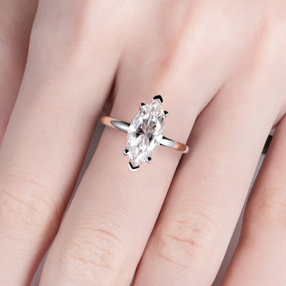 Bague Solitaire Marquise Moissanite