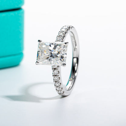 Bague Promise Rayonnant Moissanite